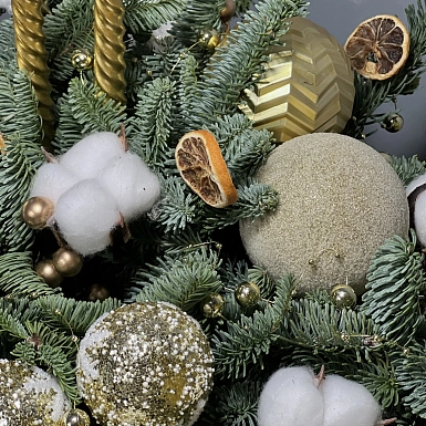 Новогодняя композиция "Золотое свечение" - фото 4