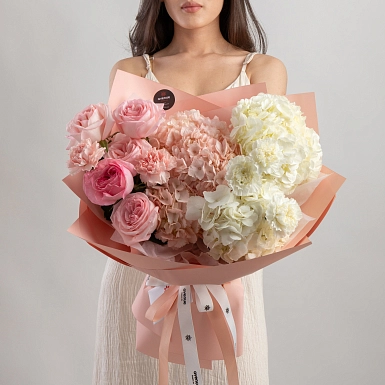 Букет из гортензии “Данелия” фото