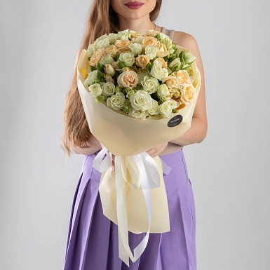 Букет из кустовых роз "Динара" S - фото 2