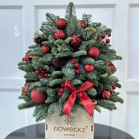 Новогодняя елочка "Карусель подарков"