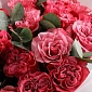 Букет из 15 пионовидных роз Country Blues - фото 5