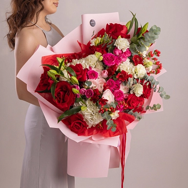 Букет из роз и лизиантусов "Яркое начало" - фото 2