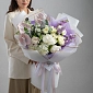 Букет с антуриумом и пионами "Фиолетовая жемчужина" - фото 2