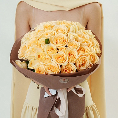 Букет из 51 кремовой розы 50 см "Тянь-Шань" - фото 2