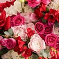 Букет из роз и лизиантусов "Яркое начало" - фото 5