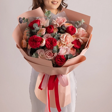 Букет из пионовидных роз "Аромат любви" - фото 1