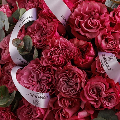 Букет из 51 пионовидных роз Country Blues - фото 5