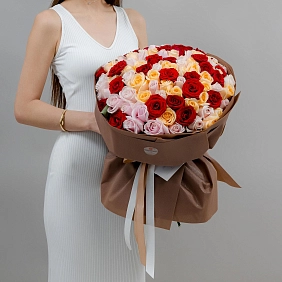 Илюстрация к Букет из 101 яркой микс розы 50 см "Тянь-Шань" Букет из 101 яркой микс розы 50 см "Тянь-Шань"