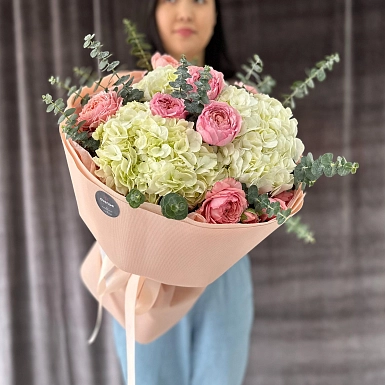 Букет из гортензии и спрей Julietta "Венера" - фото 3