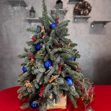 Новогодняя елочка "Гостья из леса"  - фото 1