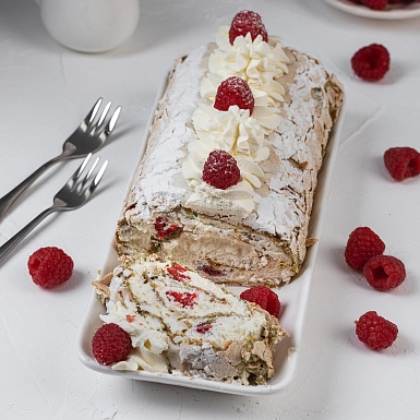 Рулет "Фисташковый с малиной" - фото 3