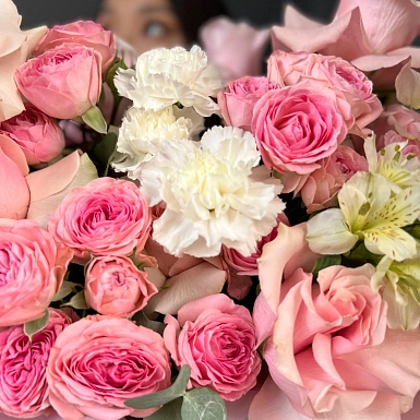 Композиция с кустовыми розами "Доминика" - фото 3