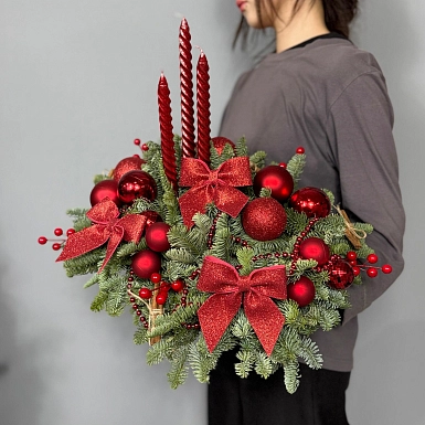Новогодняя композиция "Алая заря" - фото 1