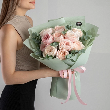 Букет из 11 пионовидных роз Tsumugi - фото 5