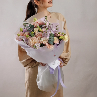 Букет из лизиантуса и маттиолы "Нурай" - фото 2