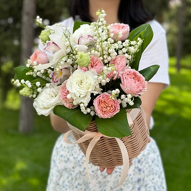 Букет с ландышами "Балет весны" - фото 3