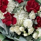 Букет из гортензий и роз "Чистая любовь" фото