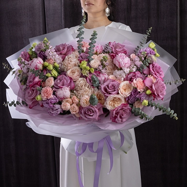 Букет из гортензии и пионов "Виолетта" - фото 1