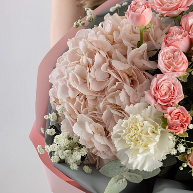 Букет с гортензией "Лилит" фото