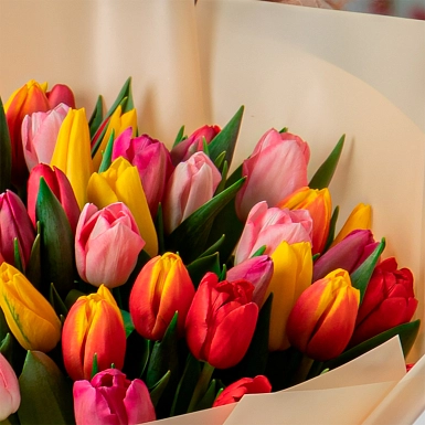 Букет из разноцветных тюльпанов "Радуга" L - фото 5