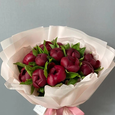 Букет из 15 красных местных пионов "Red" - фото 2