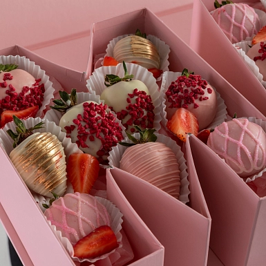 Клубника в шоколаде "Мама" - фото 4