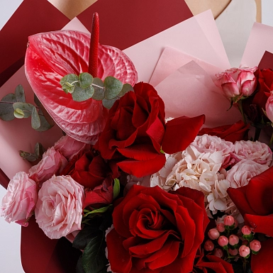 Букет из гортензии и роз "Азбука любви" S - фото 3