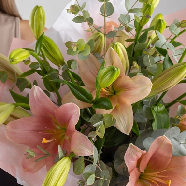 Букет из 5 розовых лилий азиаток “Lily” - фото 4