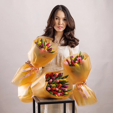 Сет из трех букетов "Яркий микс тюльпанов" - фото 2