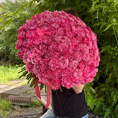 Букет из 101 пионовидной розы Country Blues - фото 1