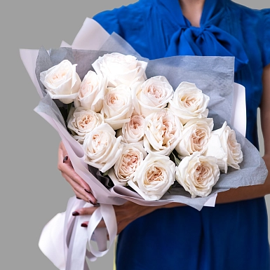 Букет из пионовидных роз "Назгуль" S - фото 1