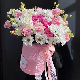 Композиция из хризантем "Бал цветов"