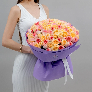 Букет из 101 кремовой и розовой розы 50 см "Тянь-Шань" - фото 2