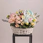 Композиция в корзине "Нежность Лепестков" - фото 2