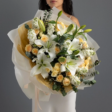 Букет из роз и лилий "Песня о любви" - фото 3