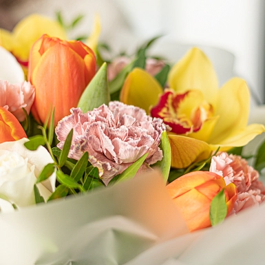 Букет из роз и орхидей "Золотая пора" - фото 4