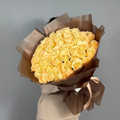 Букет из 51 кремовой розы 70 см "Тянь-Шань" - фото 1