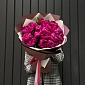 Букет из 19 местных малиновых пионов - фото 1