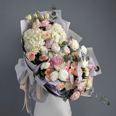 Букет из пионов и гортензии "Соната нежности" - фото 1