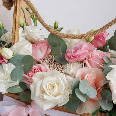 Композиция из роз "Икебана" - фото 4