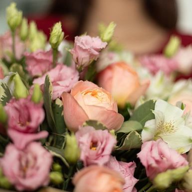 Букет из пионовидных роз "Angie Romantica" S - фото 5