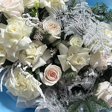 Зимний букет "Winter fashion" - фото 7