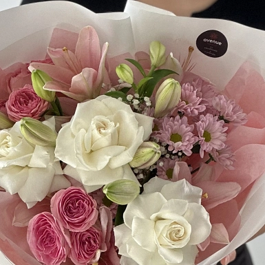 Букет из роз и лилий "Аделина" - фото 4