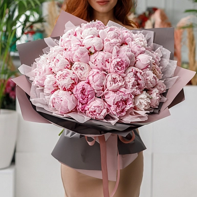 Букет из 51 розового пиона "Для нее" - фото 3