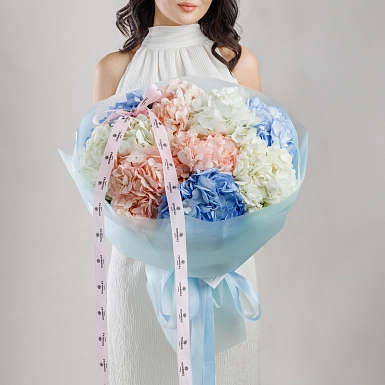 Букет из 9 микс гортензий "Bliss" фото