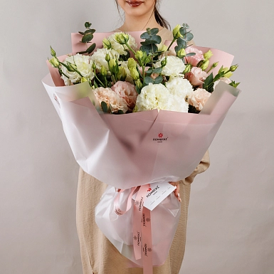 Букет из 15 микс эустом-лизиантусов - фото 3