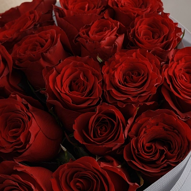 Букет из 25 красных роз 50 см "Тянь-Шань" - фото 5