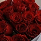 Букет из 25 красных роз 50 см "Тянь-Шань" - фото 5