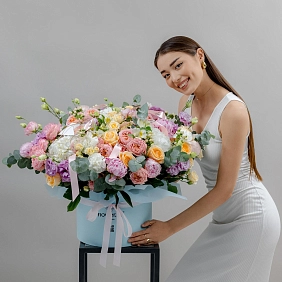 Композиция с пионами "Jolie"