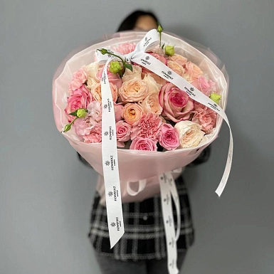 Букет из роз и эустом "Песня тишины" - фото 1